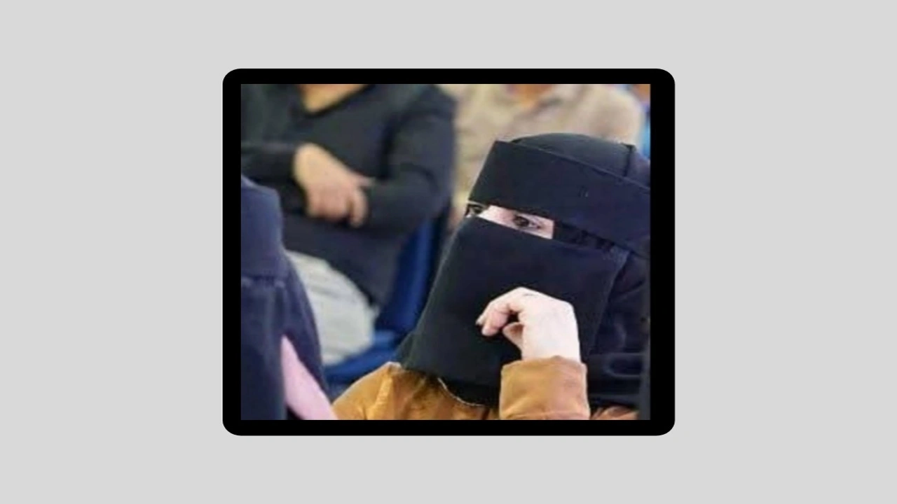 أزمة نقص السيولة المالية تلقي بظلالها القاتمة على حياة الكادحين قبل العيد